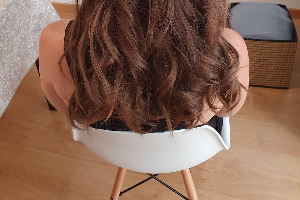 Semi recogido novia