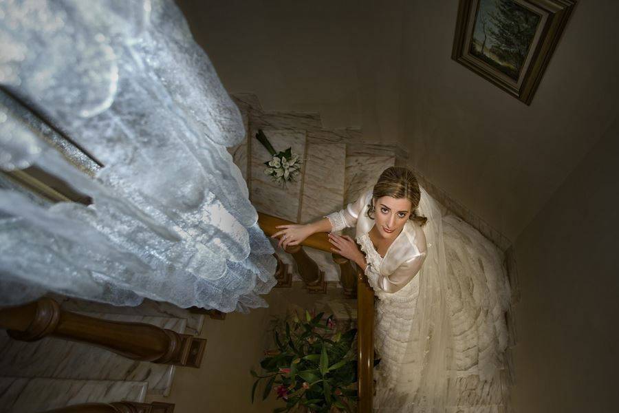 La novia en las escaleras