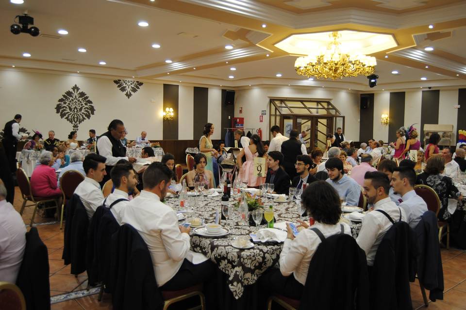 Amplio salón