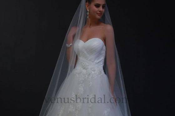 Venus bridal ve8135