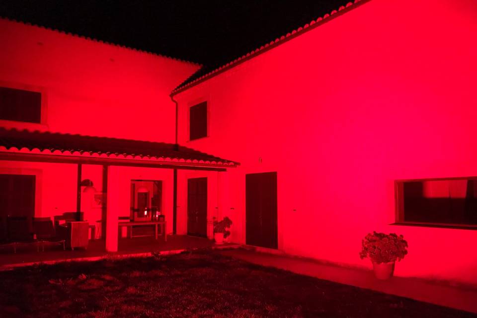 Iluminación con foco exterior