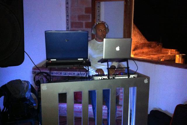Dj altamente cualificados