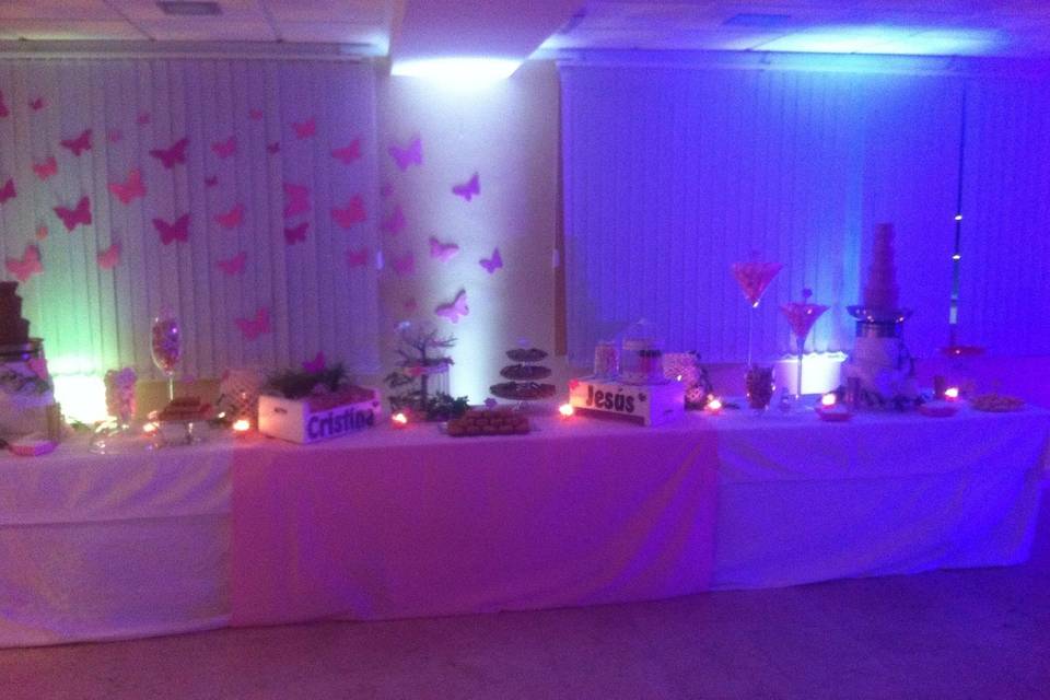 Fuentes y mesa dulce