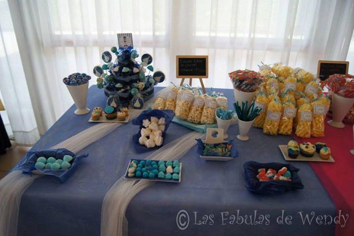 Buffet en azul