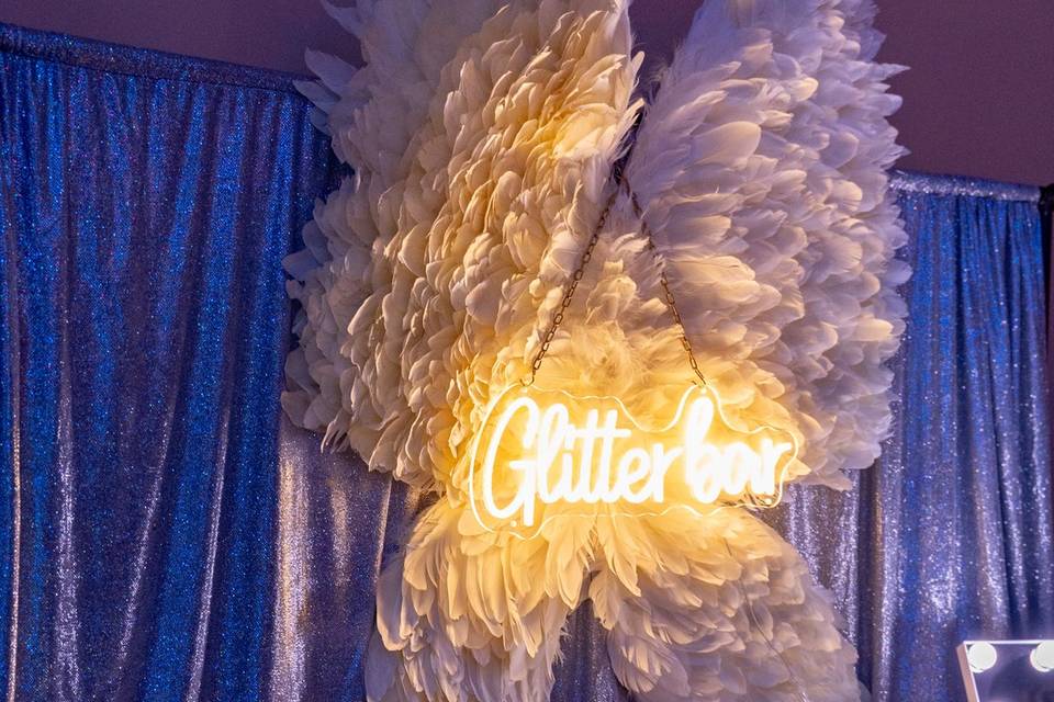 Glitter bar