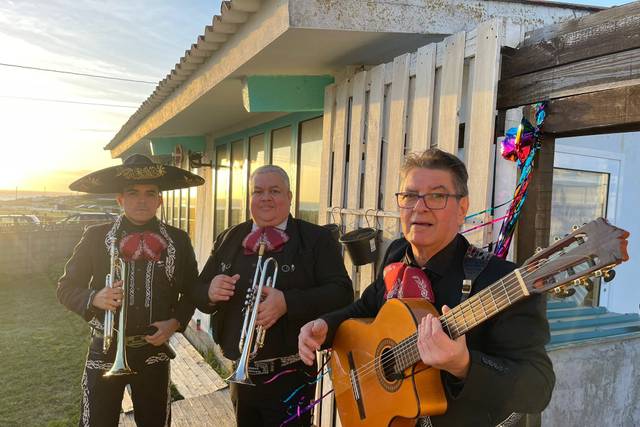 Mariachis del Pacífico