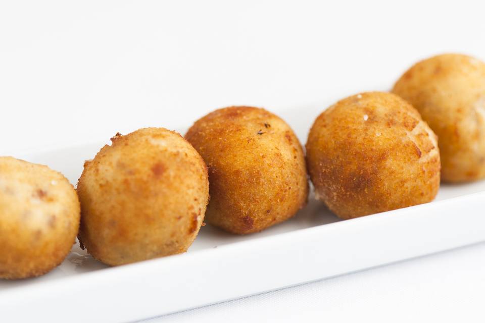 Croquetas de jamón ibérico