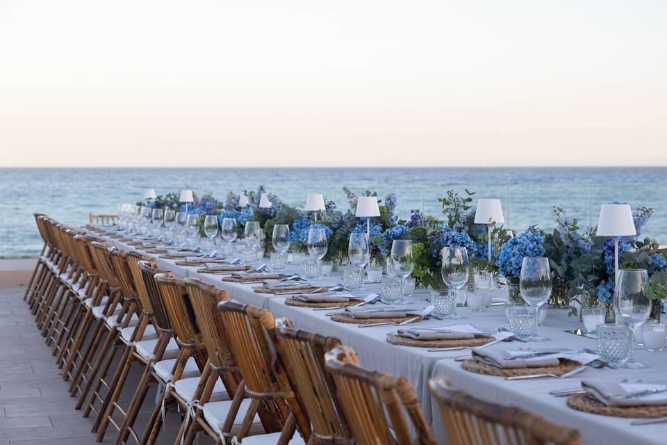 Banquete con vistas al mar