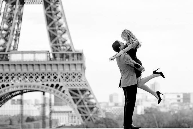Sorprende a tu pareja en París