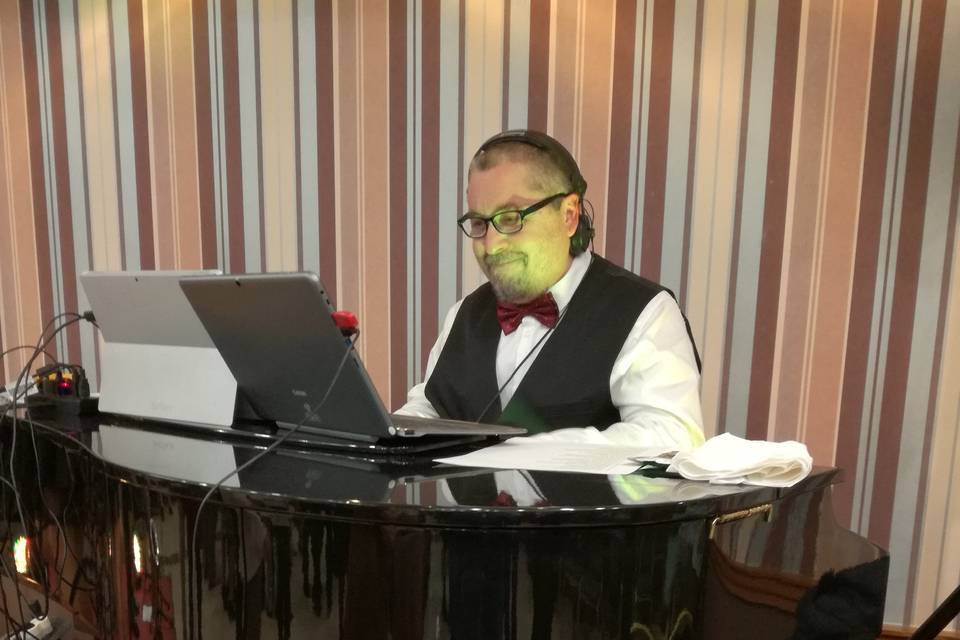 Montxo García - Piano