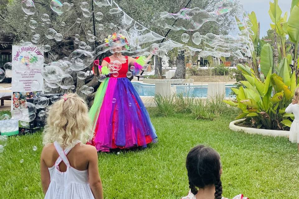 Saby Magica bubble artist