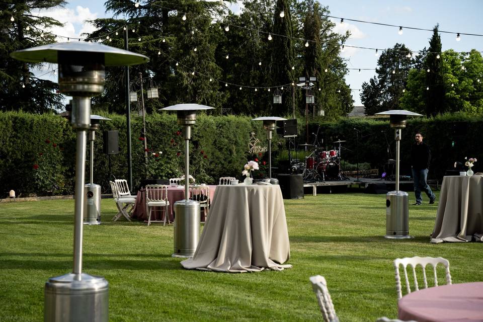 Cocktail en jardín