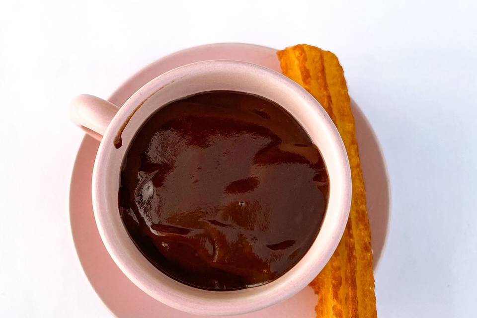 Churro con chocolate artesanal