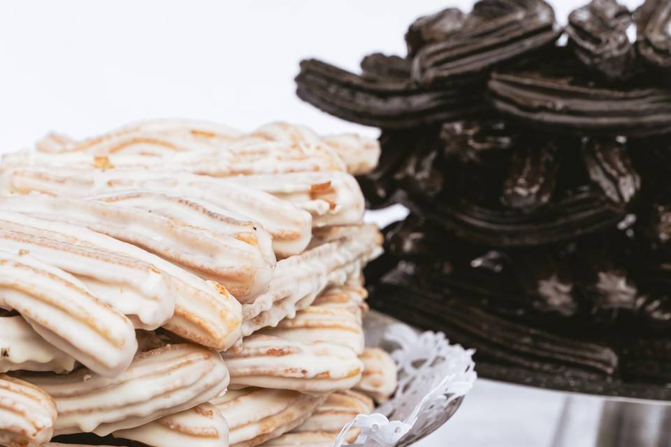 Churros bañados en chocolate