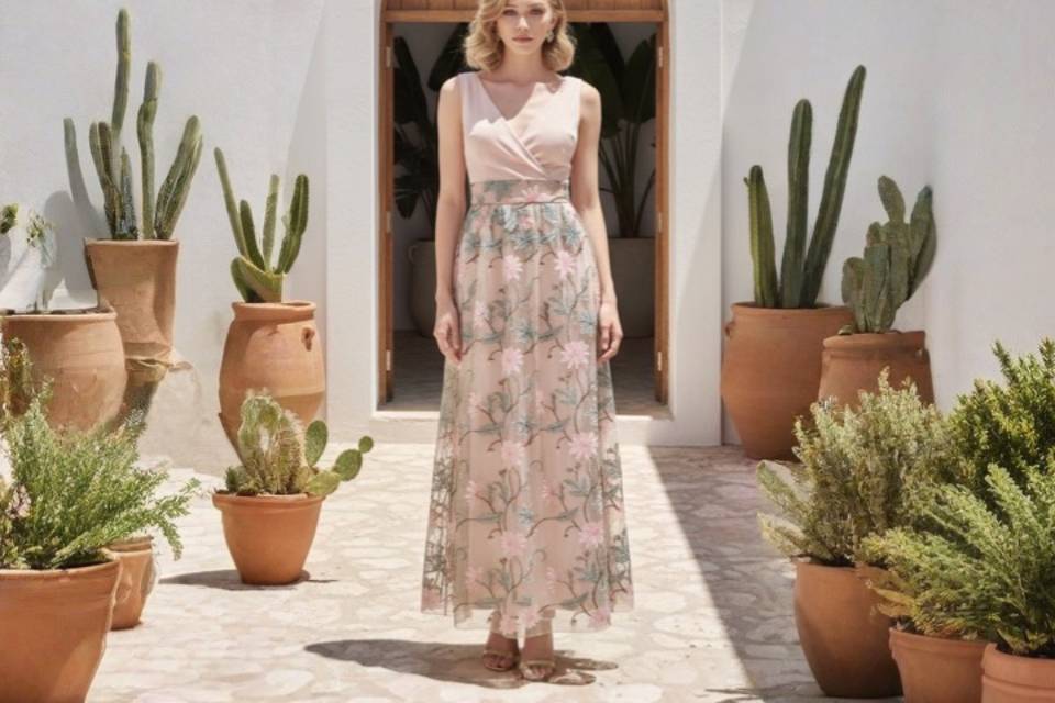 Top y falda flores bordadas