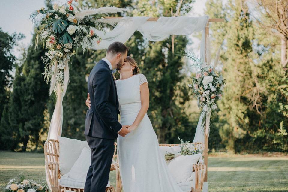 Pareja en el altar