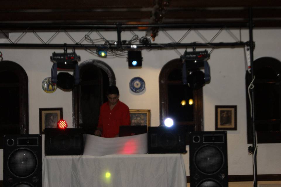 Nuestro DJ