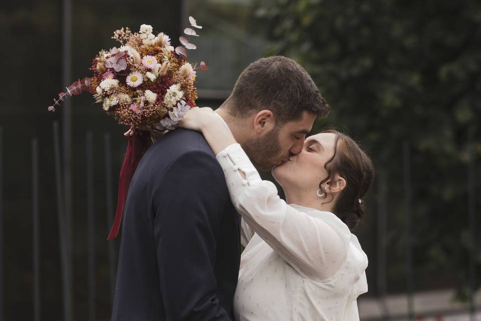 Besos1
