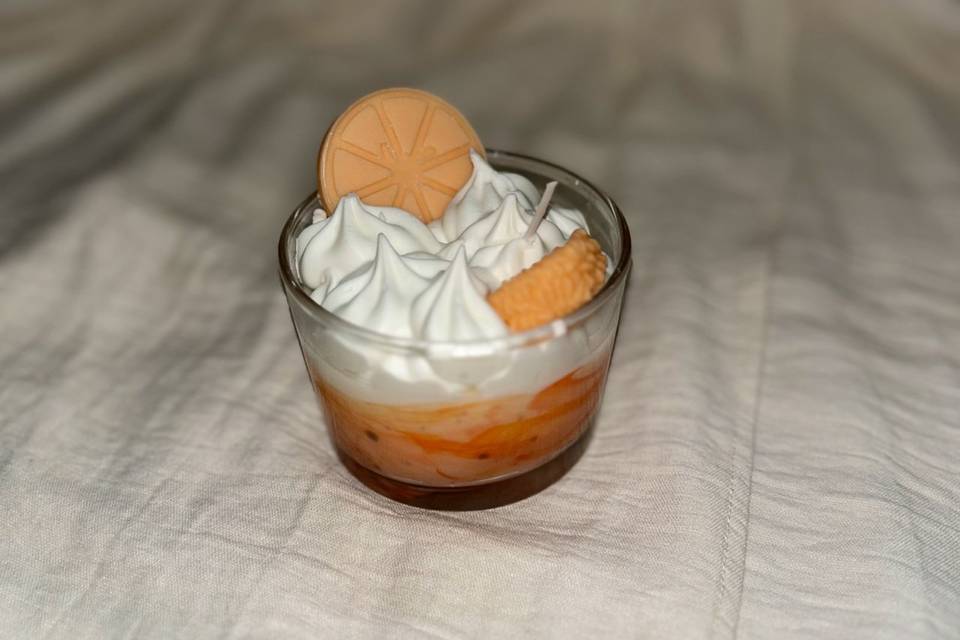 Vela de naranja y canela