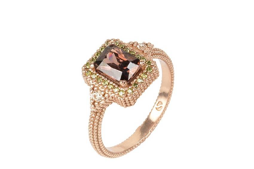 Anillo de plata con baño de oro rosa