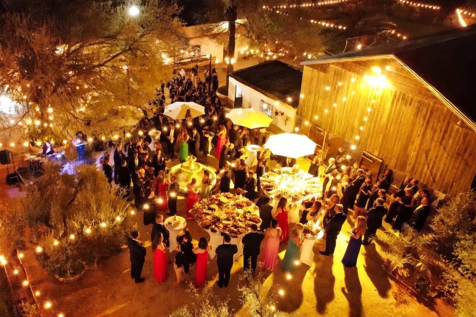 Boda tipo coktel en el rancho