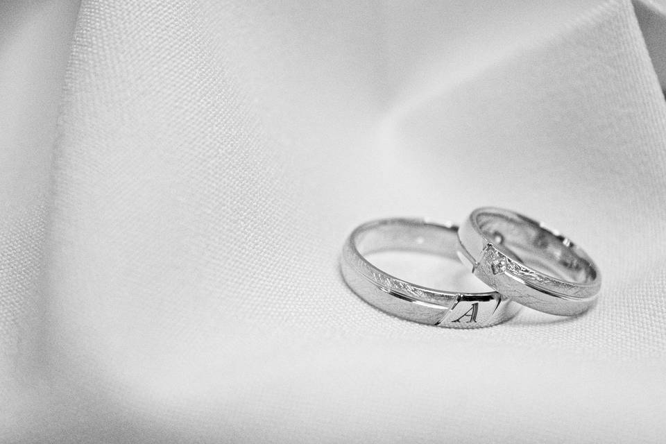 Alianzas de oro blanco