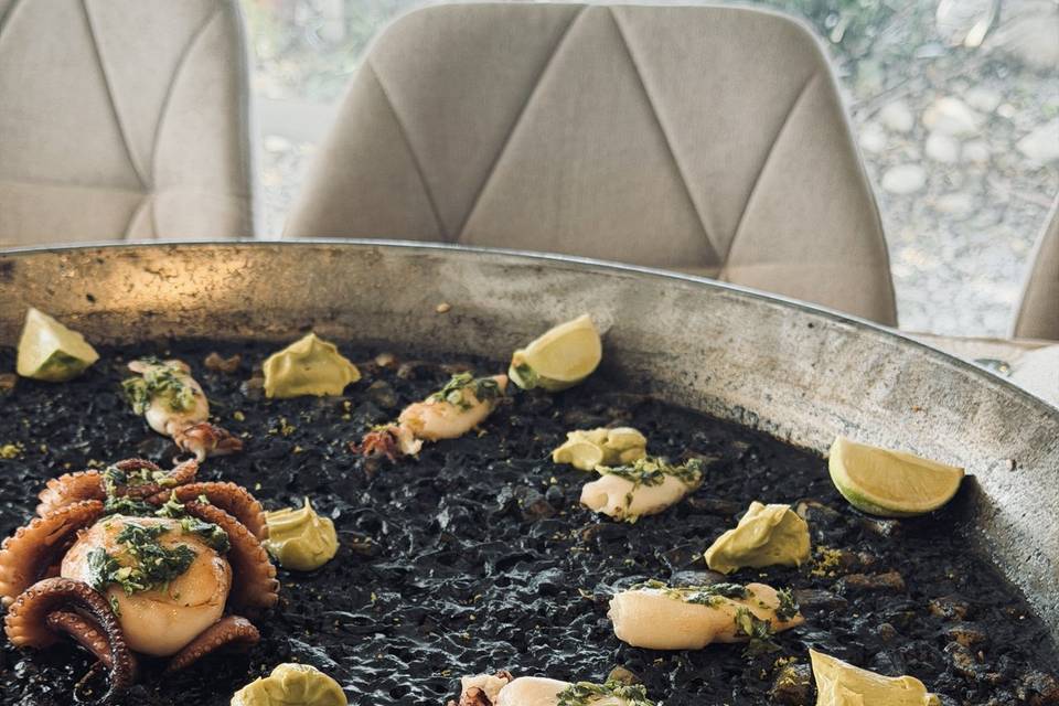 Paella arroz negro