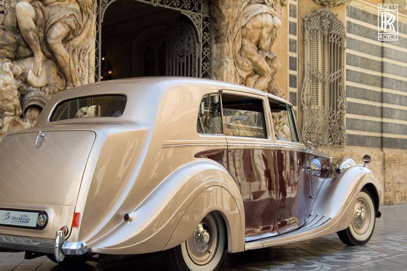 Rolls-Royce Silver Wraith maletero