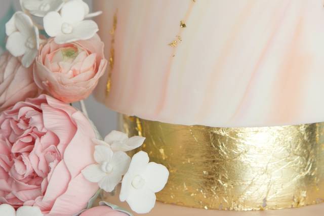 Marble & Gold Wedding Cake