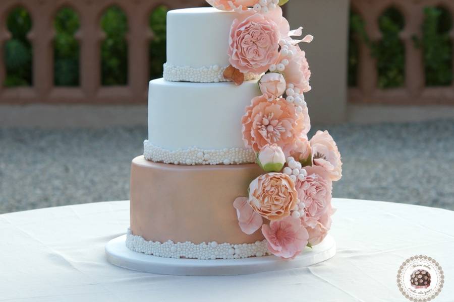 Peach blooms wedding Cake