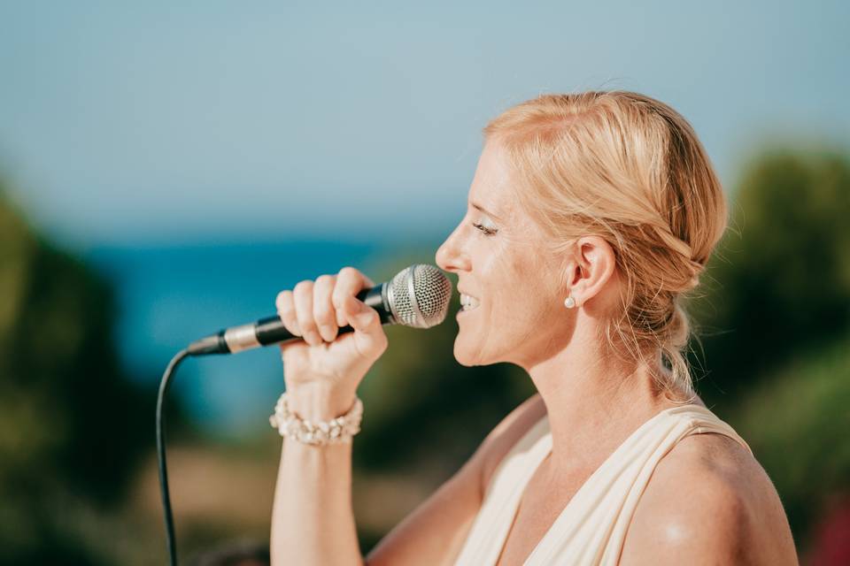 Sandra - singer - wedding