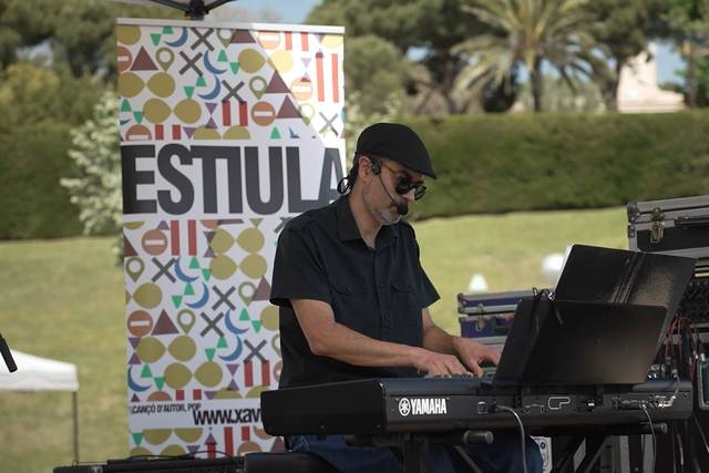 Xavier Canelles - Pianista y cantante