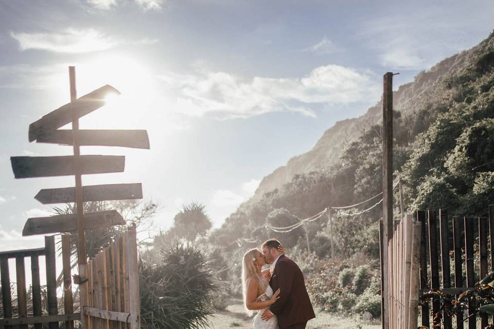 Postboda con la puesta de sol