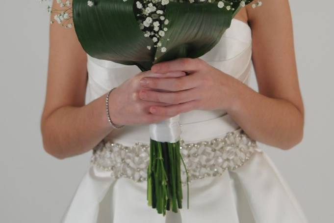 Ramos de novia de rosas y paniculata