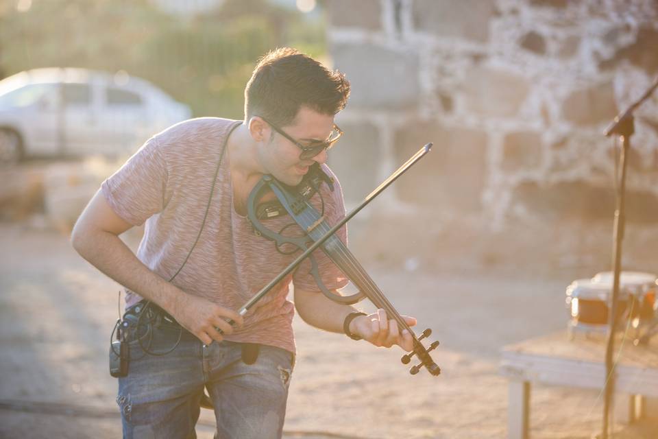 Lolo Alonso - Violinista Live Electrónico