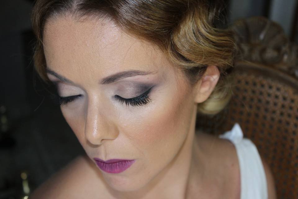 Maquillaje y peinado