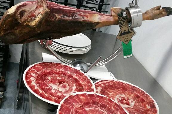 Corte de jamón ibérico