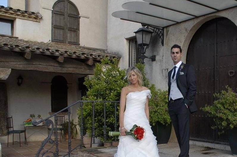 Los novios y el coche