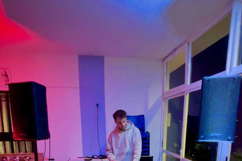 Cabinadj