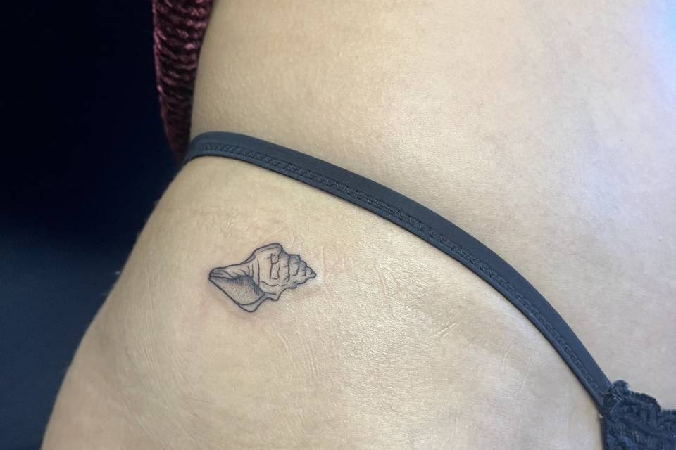 Jonek Tattoo