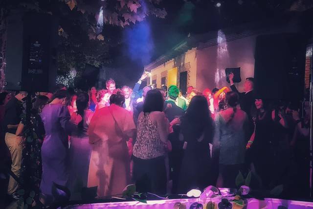 Fiesta Boda llena
