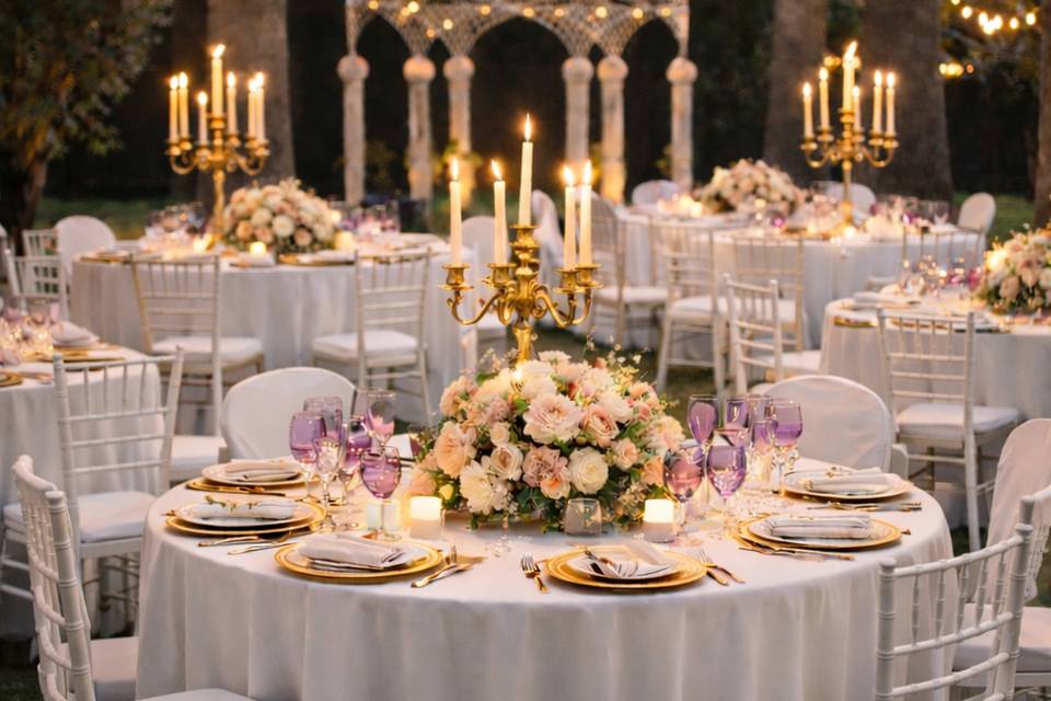 Banquete en jardín