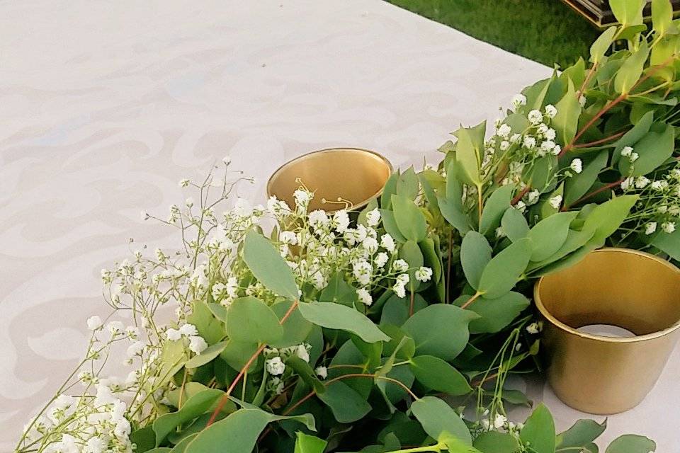 Bouquet de peonias blancas