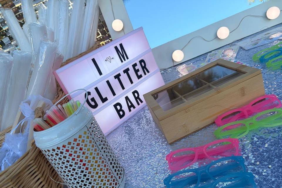 Glitter bar