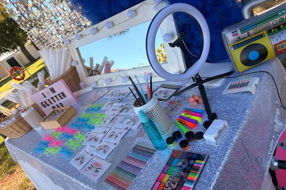 Glitter bar