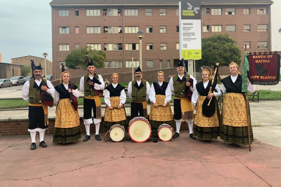 Banda de Gaitas Pepe Blanco