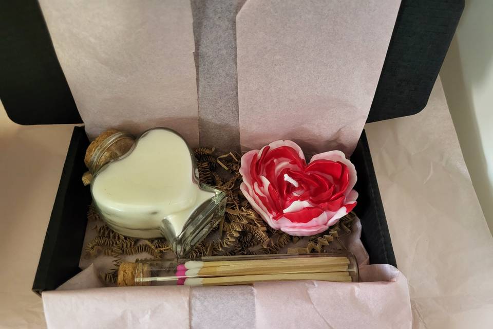 Caja Vela y rosa