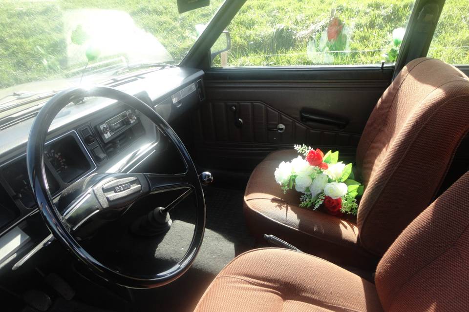 Coche antiguo para boda