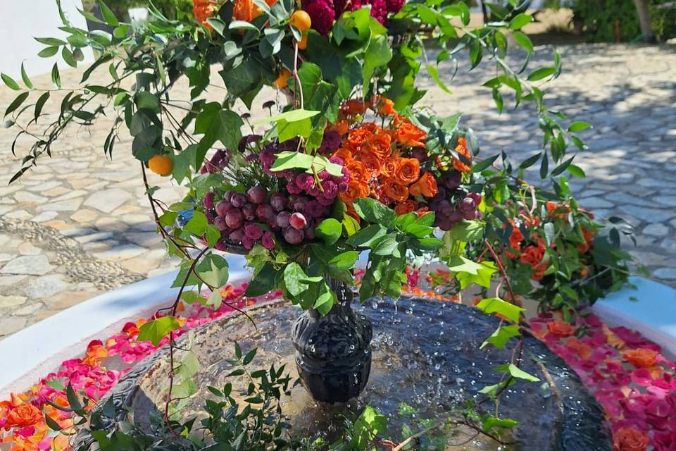 Decoración fuente con frutas