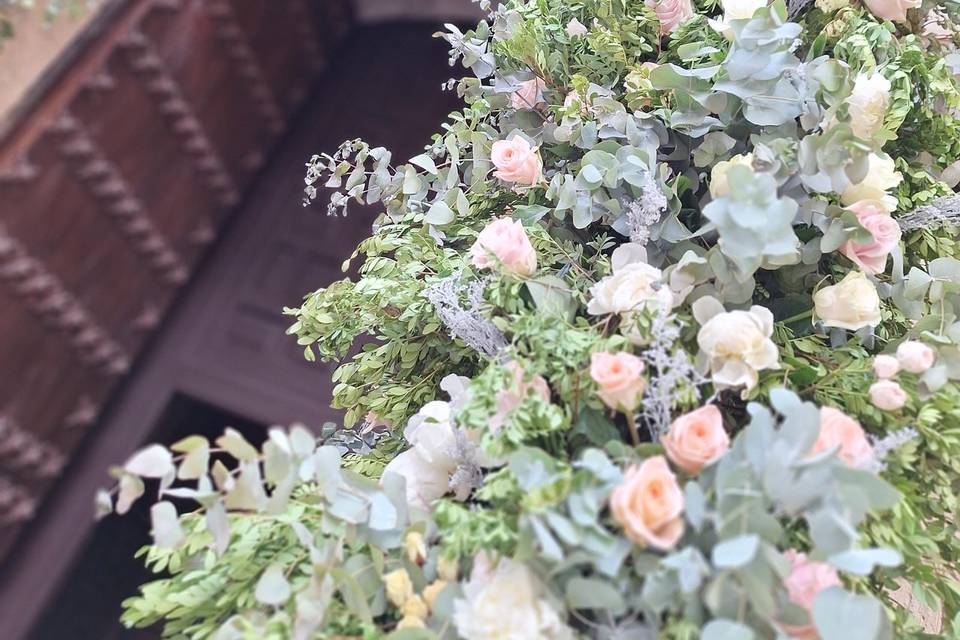 Arco con rosas